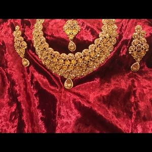 Gold plated jewelry set